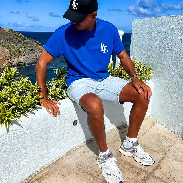 L’E Oversized T-shirt – The Foundation of Legacy